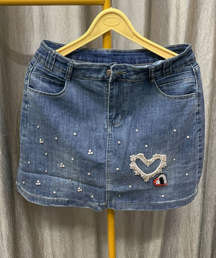 Heart Embellished Denim Skirt LC73