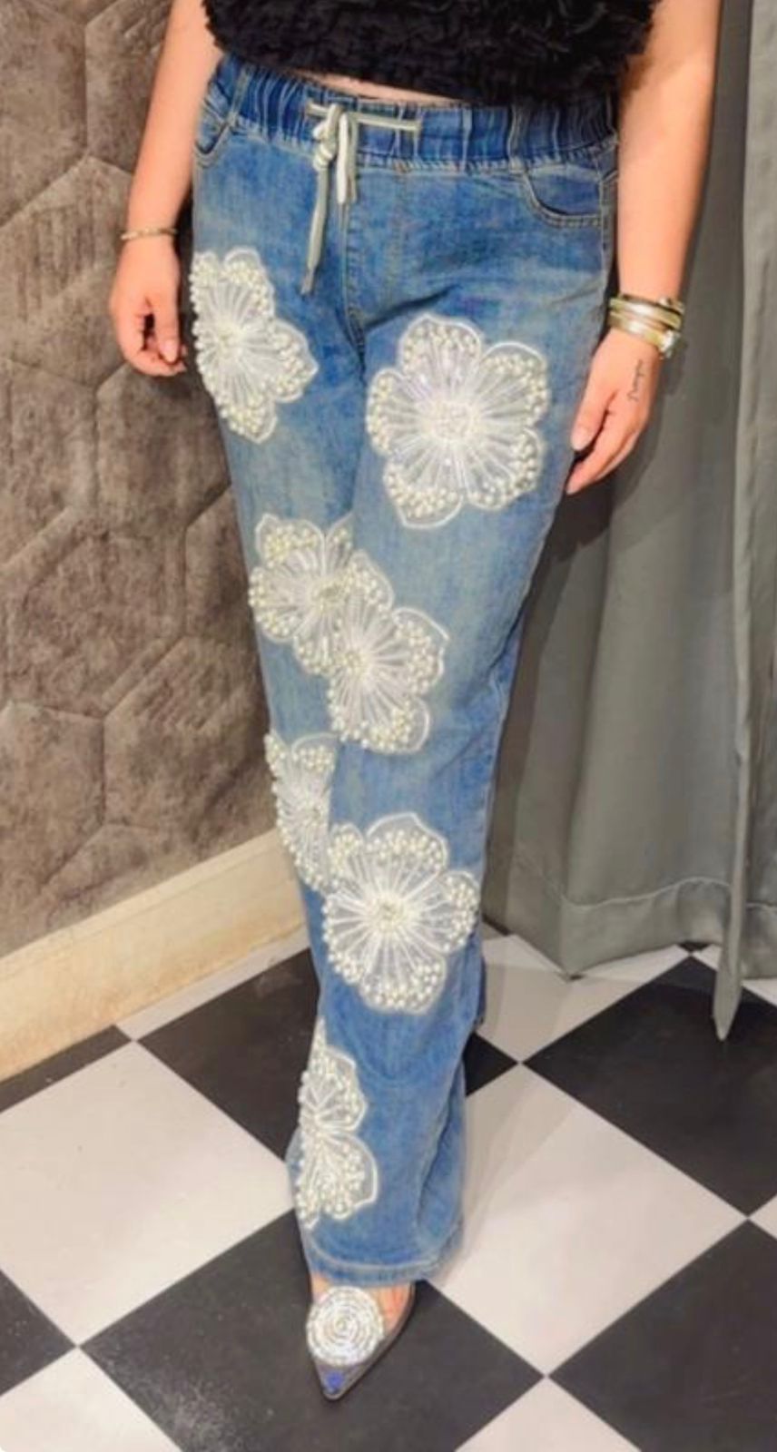 Beautiful Flower Patch Korean Embellished Jean LC88