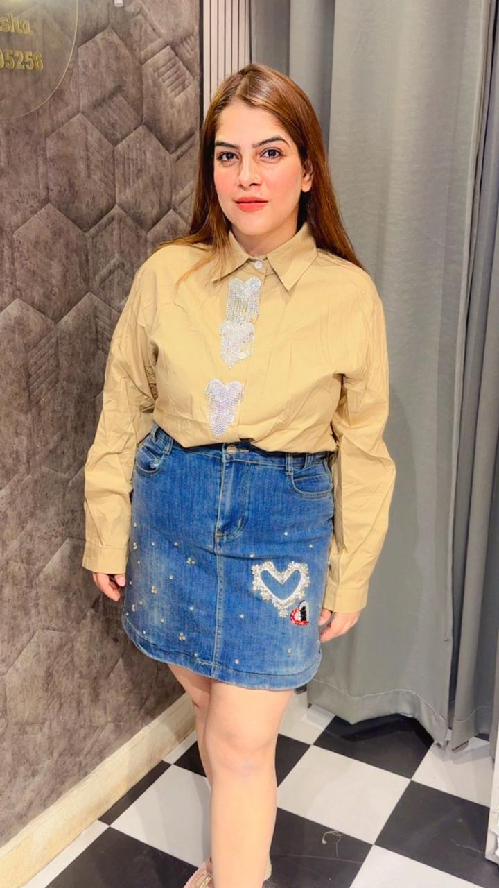 Beautiful Heart Stone Buttons Shirt LC112
